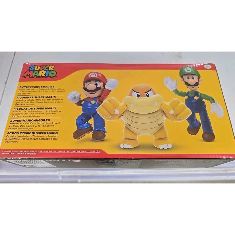 Nintendo Super Mario. Mario, Luigi, and Boom Boom Action Figures Set New 3pk